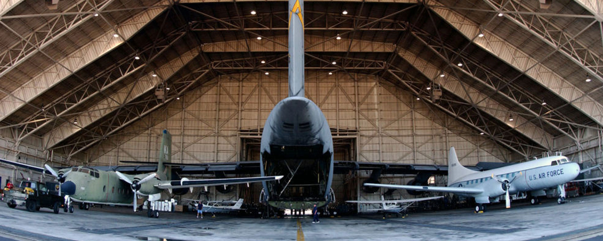 C5A Hangar Westover AFB, MA Caddell Construction Co., LLC